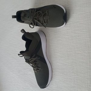 Puma Army Green Sneakers